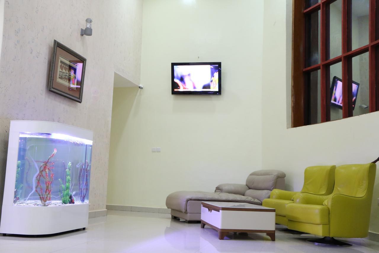 Dove Hotel Кигали Экстерьер фото
