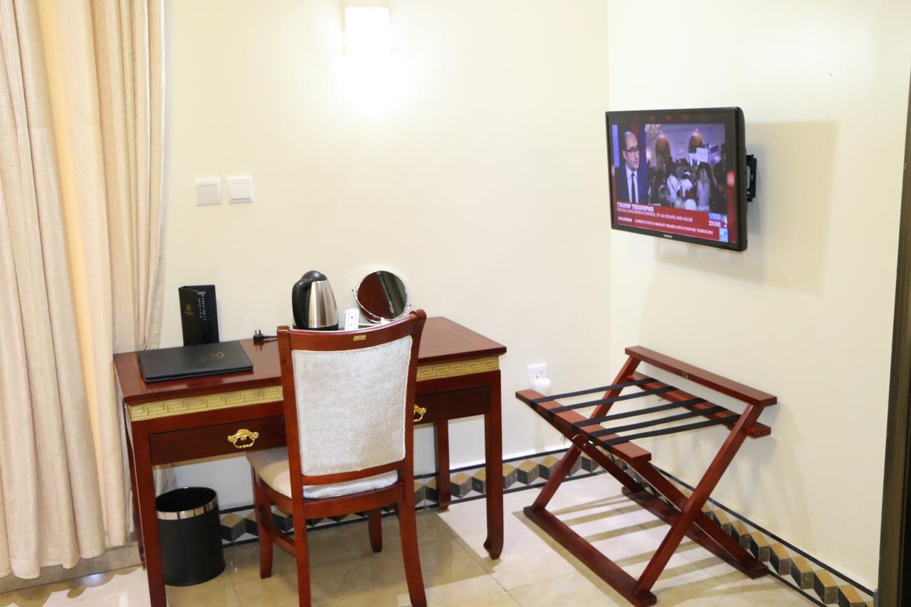 Dove Hotel Кигали Экстерьер фото